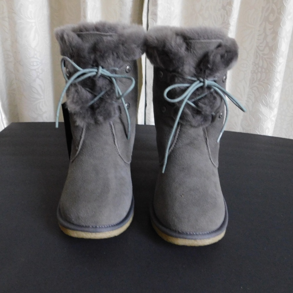 KOOLABURRA GRAY SUEDE SHEEPSKIN LEXY BOOTS SIZE 9